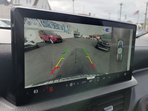 Used 2025 Ford Explorer ST-Line image 26