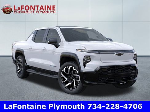 New 2025 Chevrolet Silverado EV RST image 7