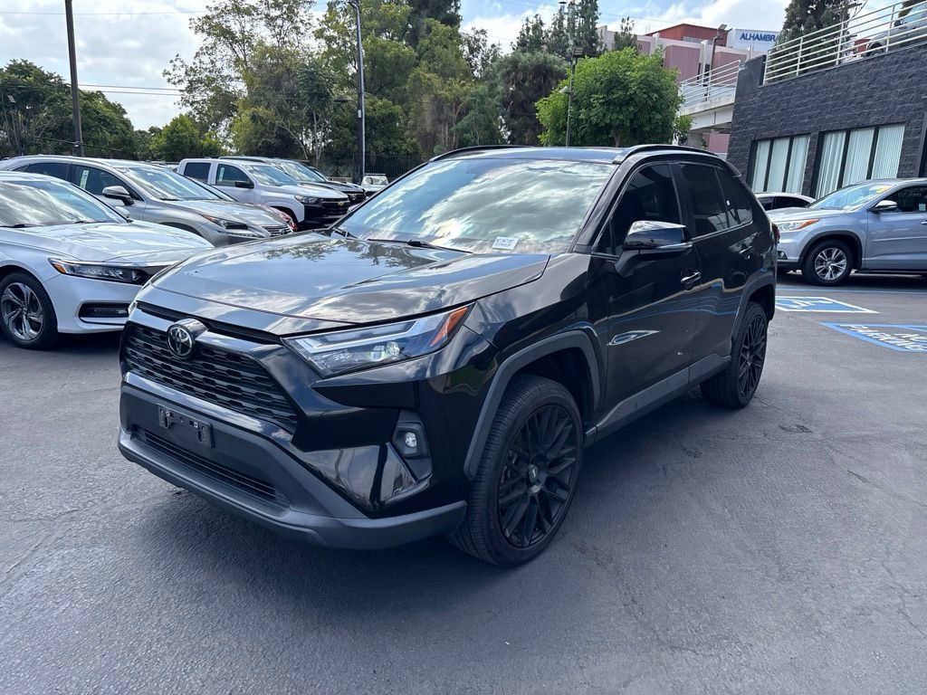 Used 2022 Toyota RAV4 XLE Premium FWD image 8