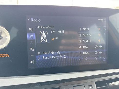 Certified 2022 Lexus ES 350 w/ Premium Package image 16