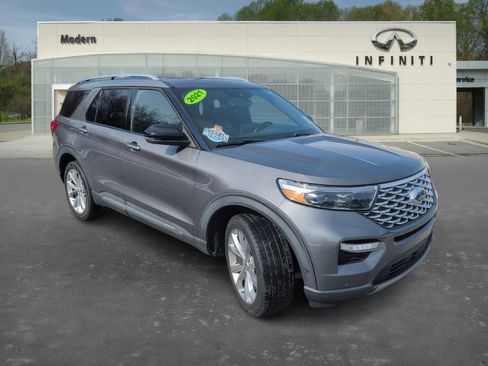Used 2021 Ford Explorer Platinum w/ Equipment Group 601A image 2