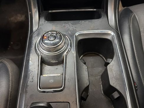 Used 2020 Ford Fusion Titanium image 26