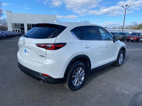 Used 2023 MAZDA CX-5 AWD 2.5 S w/ Preferred Package image 4