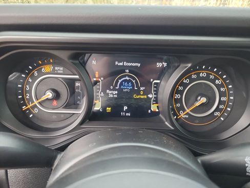 New 2026 Jeep Wrangler Unlimited Rubicon image 17