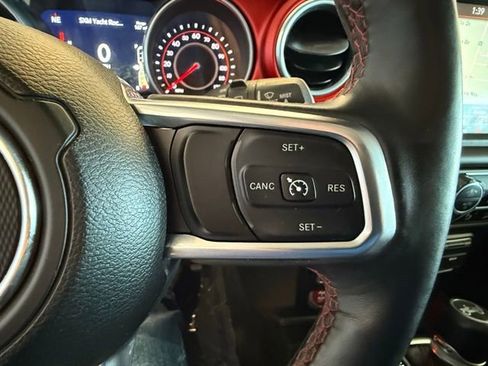 Used 2018 Jeep Wrangler Unlimited Rubicon image 17