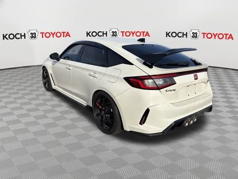 Used 2024 Honda Civic Type R image 5