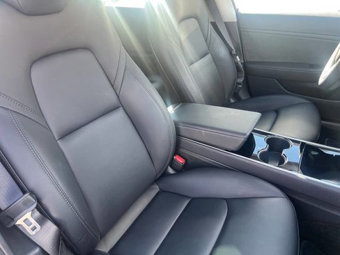 Used 2019 Tesla Model 3 Long Range image 13