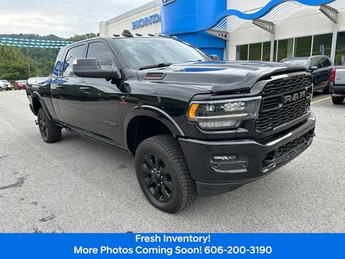 Used 2021 RAM 2500 Limited AWD/4WD image 9