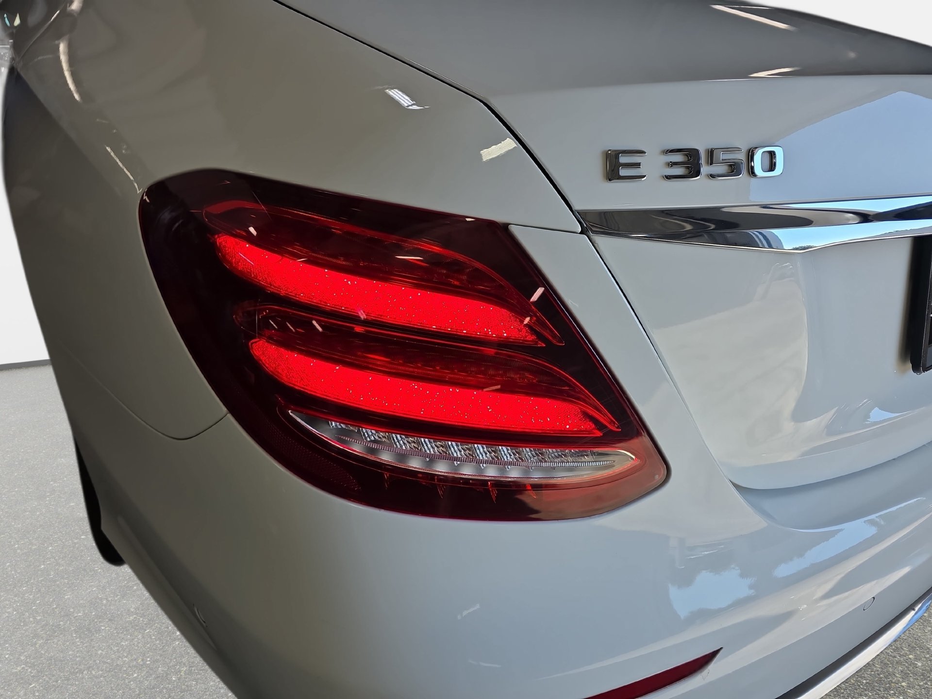 Certified 2020 Mercedes-Benz E 350 4MATIC Sedan image 32