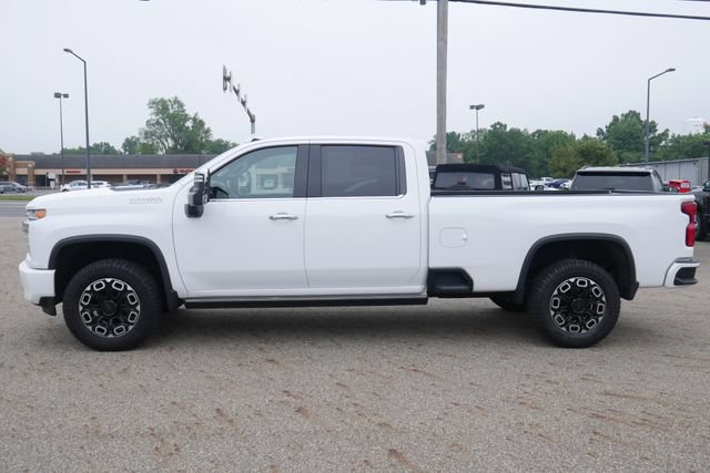 Used 2022 Chevrolet Silverado 3500 High Country AWD/4WD image 9