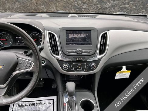 Used 2022 Chevrolet Equinox LS FWD image 5