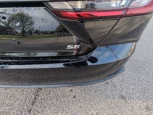 Used 2026 Toyota Camry SE image 7