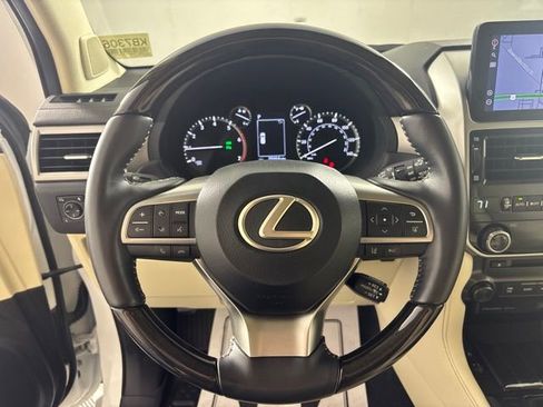 Used 2023 Lexus GX 460 Premium AWD/4WD image 3