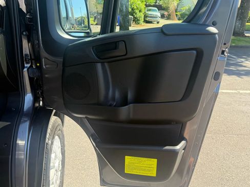 Used 2023 RAM ProMaster 1500 w/ Premium Convenience Group (B) image 21