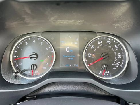 Used 2019 Toyota RAV4 XLE Premium w/ All Weather Liner Package AWD/4WD image 24