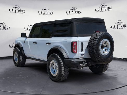 Used 2021 Ford Bronco Badlands image 4