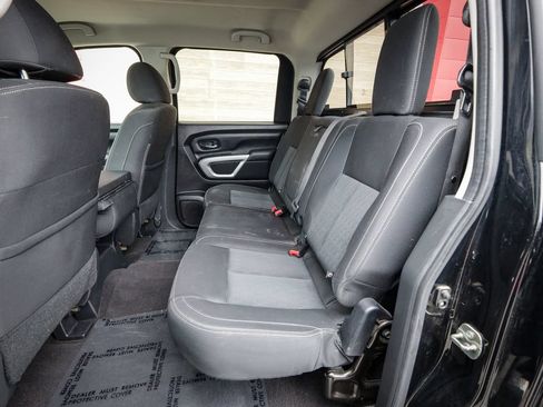 Used 2017 Nissan Titan SV AWD/4WD image 29