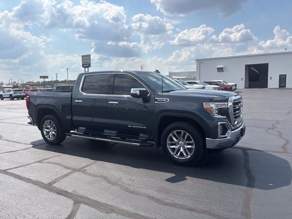 Used 2022 GMC Sierra 1500 SLT w/ SLT Premium Plus Package AWD/4WD image 11