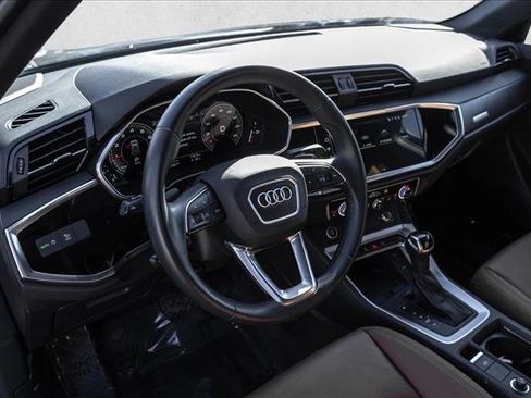 Certified 2023 Audi Q3 2.0T Premium Plus w/ Premium Plus Package image 10