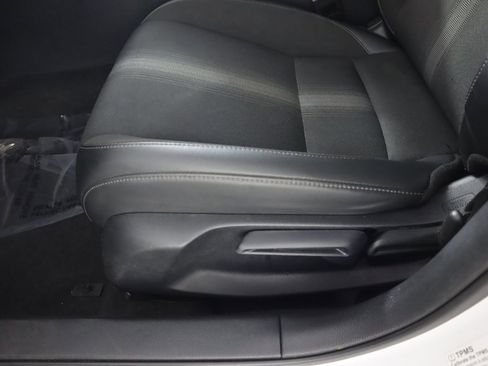 Used 2023 Honda Civic Sport image 27