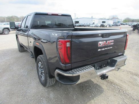 New 2026 GMC Sierra 2500 SLT w/ SLT Convenience Package image 9