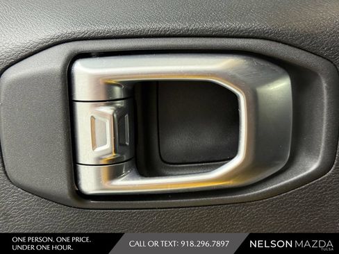 Used 2019 Jeep Wrangler Unlimited Sport S AWD/4WD image 33