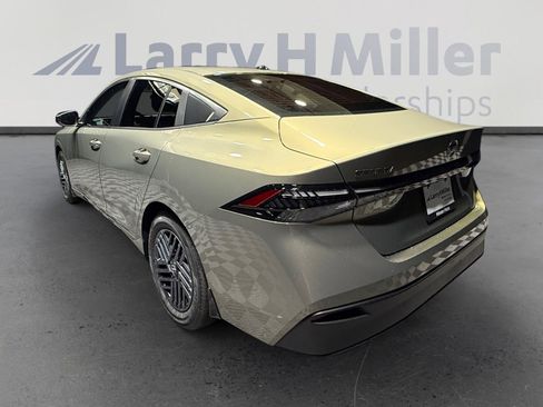 New 2026 Nissan Sentra SV image 3