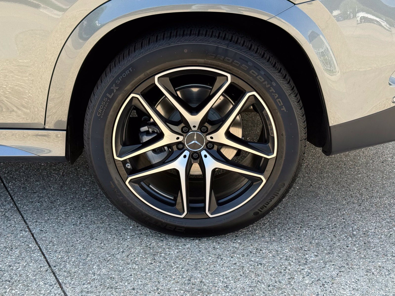New 2026 Mercedes-Benz GLE 53 AMG 4MATIC Coupe image 14