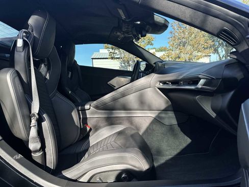 Certified 2024 Chevrolet Corvette Stingray Premium Conv w/ 3LT image 19