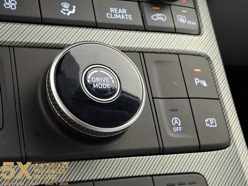 Used 2025 Hyundai Palisade SEL FWD image 29