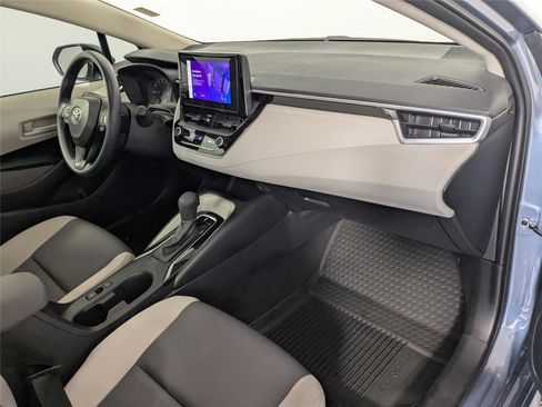 Used 2024 Toyota Corolla LE w/ LE Convenience Package image 23