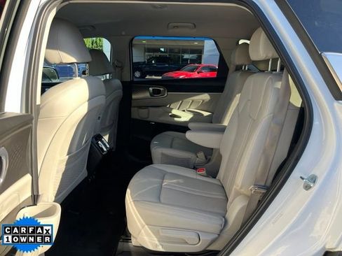Used 2023 Kia Sorento SX Prestige AWD/4WD image 15