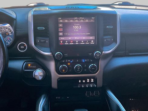 Used 2019 RAM 1500 Laramie RWD image 6