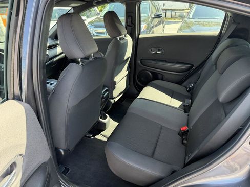 Used 2019 Honda HR-V Sport image 11