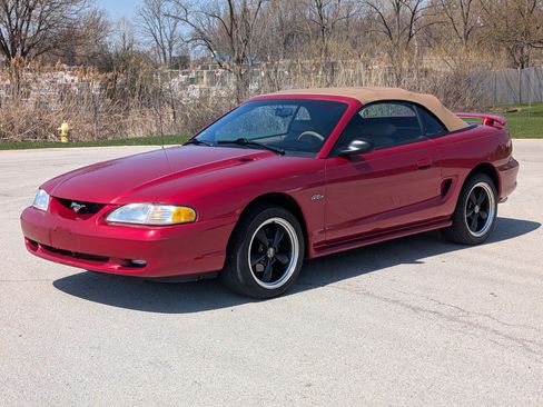 Used 1997 Ford Mustang GT image 10