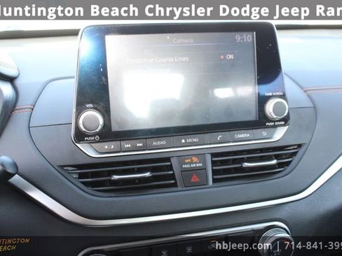 Used 2021 Nissan Altima 2.5 SR image 24