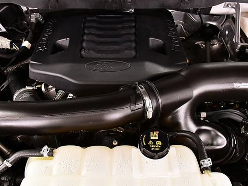 Used 2021 Ford F150 XLT AWD/4WD image 32