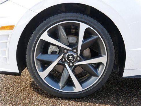 Used 2023 Hyundai Sonata SEL Plus w/ Cargo Package image 9