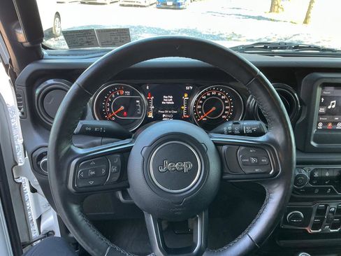 Used 2020 Jeep Wrangler Unlimited Sport AWD/4WD image 12