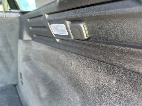 Used 2024 Cadillac XT4 Premium Luxury image 41