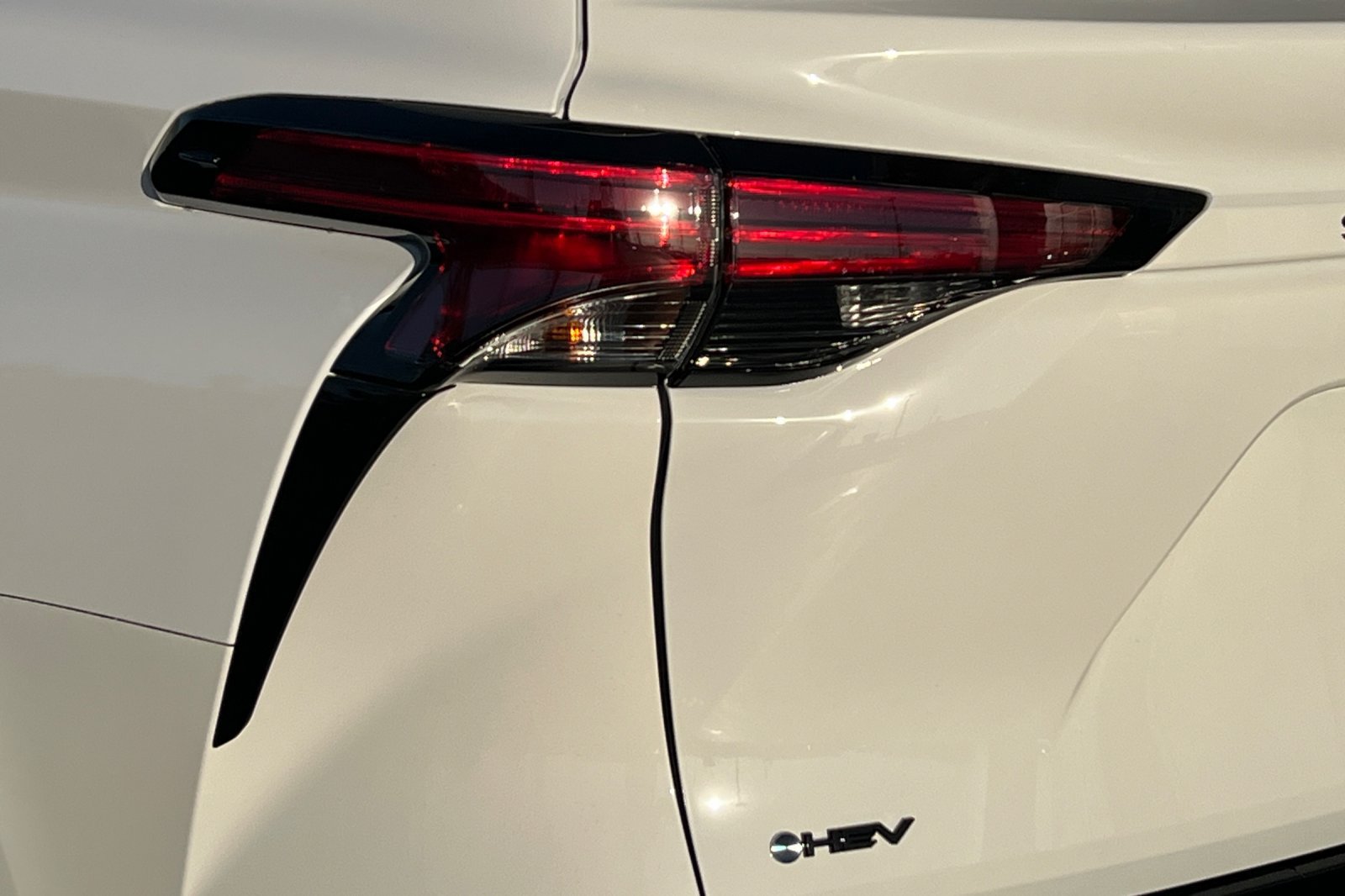 Certified 2026 Toyota Sienna XSE FWD image 27