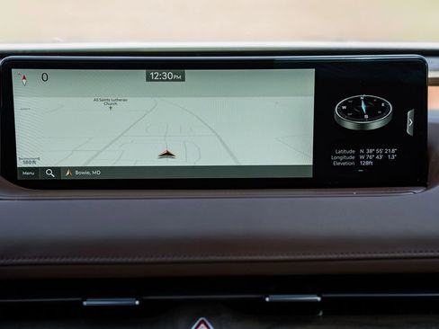 Used 2024 Genesis G80 image 19