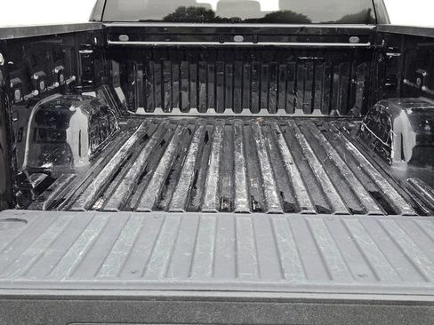 Used 2025 Chevrolet Silverado 1500 LT AWD/4WD image 12