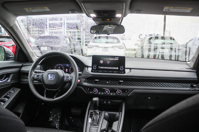 Used 2025 Honda Accord SE image 16