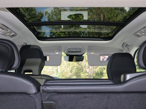 Used 2022 Volvo XC60 B5 Inscription w/ Advanced Package AWD/4WD image 8