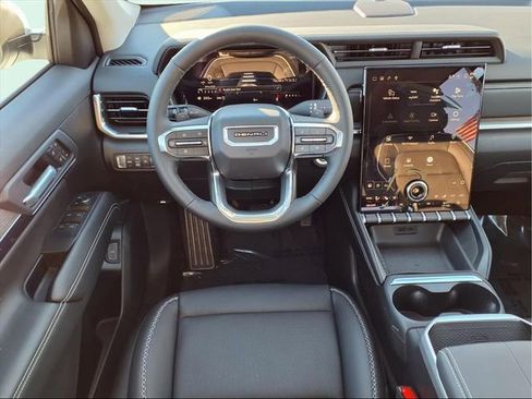 New 2026 GMC Terrain Denali image 9