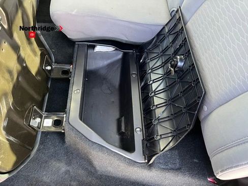 Used 2019 Toyota Tacoma SR5 image 34