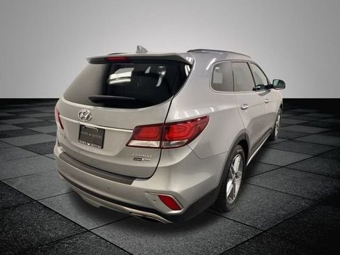 Used 2017 Hyundai Santa Fe Limited image 5