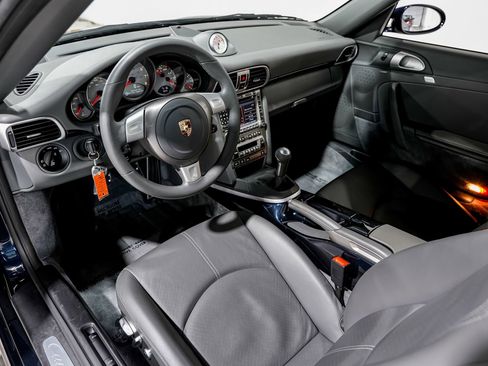 Used 2006 Porsche 911 Carrera S RWD image 9