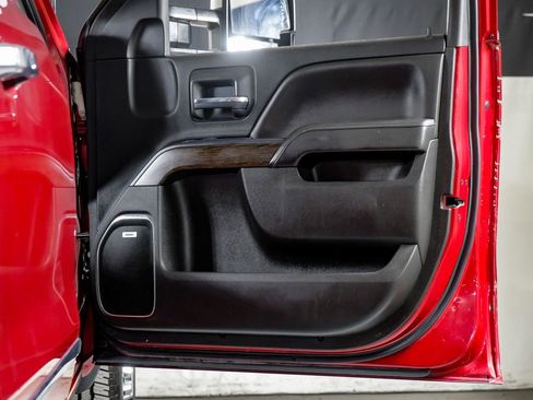 Used 2018 GMC Sierra 3500 Denali w/ Duramax Plus Package image 35